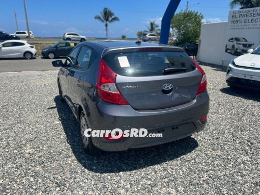 Hyundai Accent Hatchback en venta