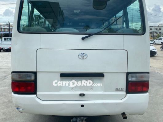 Toyota Coaster Autobus en venta