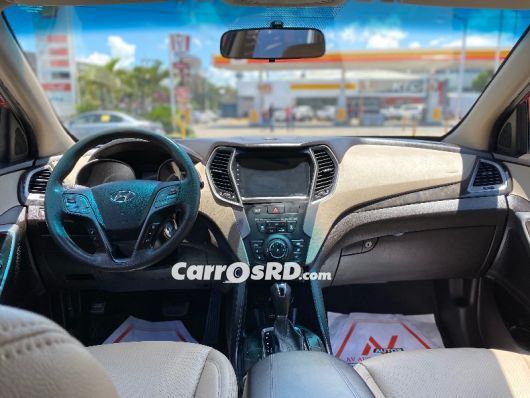 Hyundai Santa Fe Jeep en venta