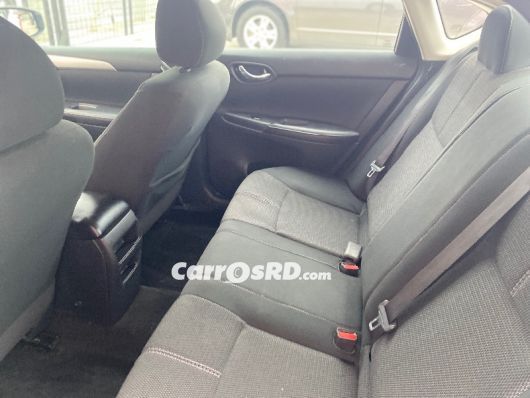 Nissan Sentra Carros en venta