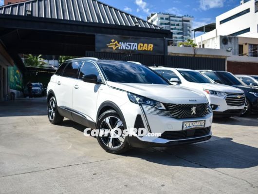 Peugeot 5008 Jeepeta en venta