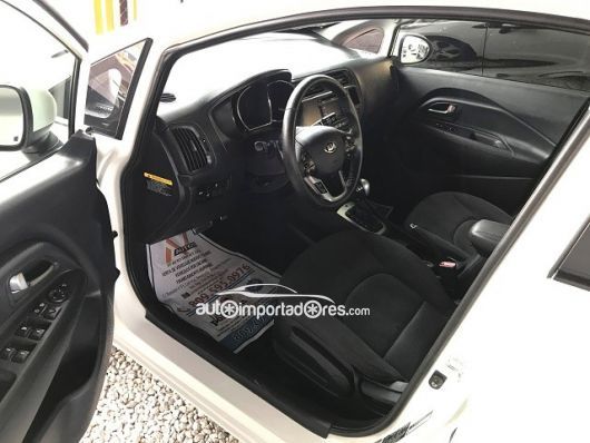 Kia Rio Carros en venta