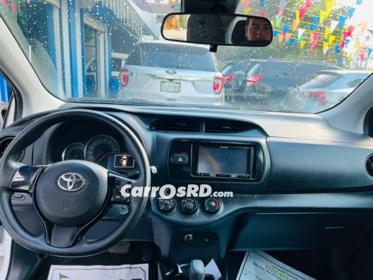 Toyota Vitz Hatchback en venta