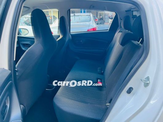 Toyota Vitz Hatchback en venta