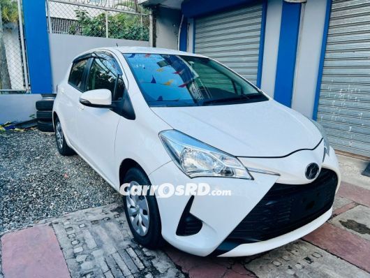 Toyota Vitz Hatchback en venta