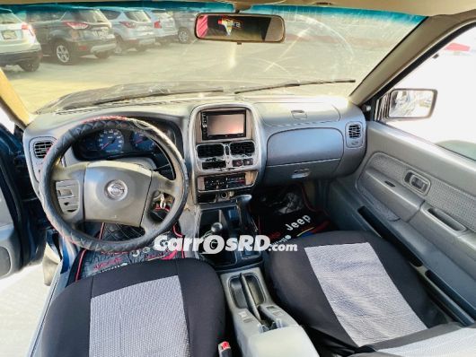 Nissan Frontier Camioneta en venta