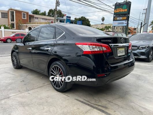 Nissan Sentra Carros en venta