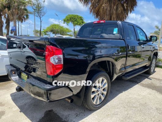 Toyota Tundra Camioneta en venta