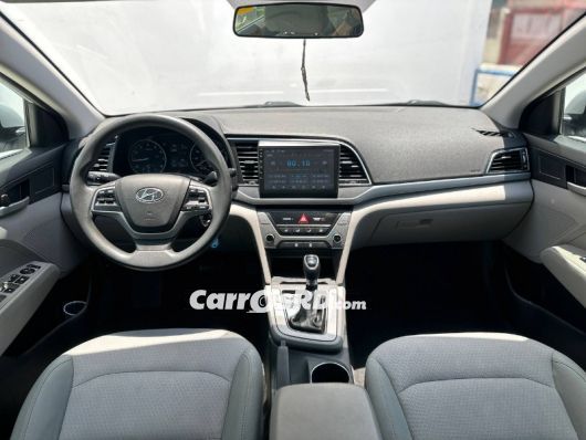 Hyundai Elantra Carros en venta
