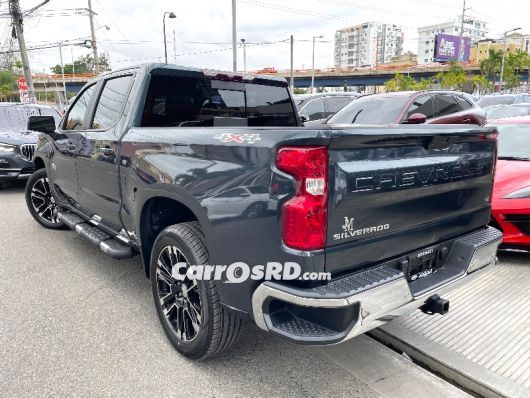 Chevrolet Silverado Camioneta en venta