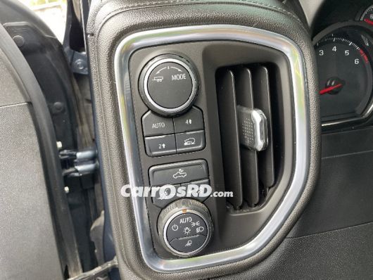 Chevrolet Silverado Camioneta en venta