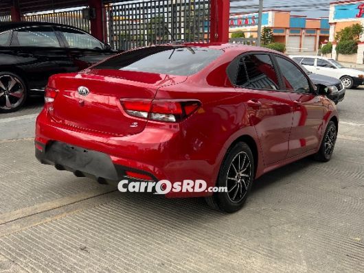 Kia Rio Carros en venta