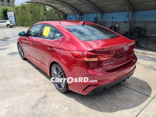 Hyundai Elantra Carros en venta