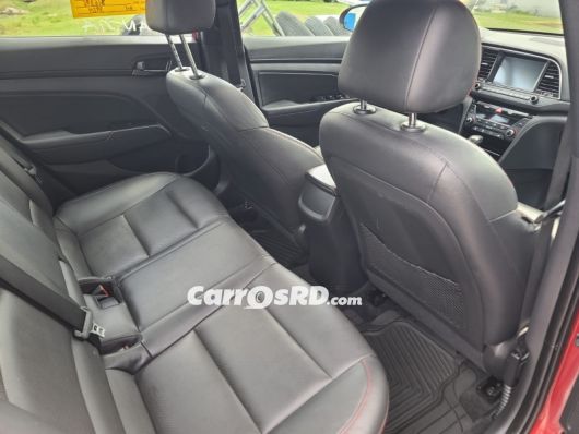 Hyundai Elantra Carros en venta