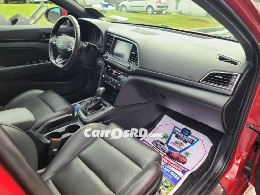 Hyundai Elantra Carros en venta