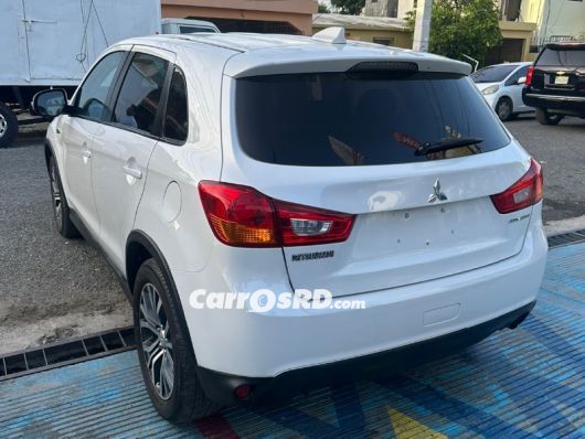 Mitsubishi Outlander Jeep en venta
