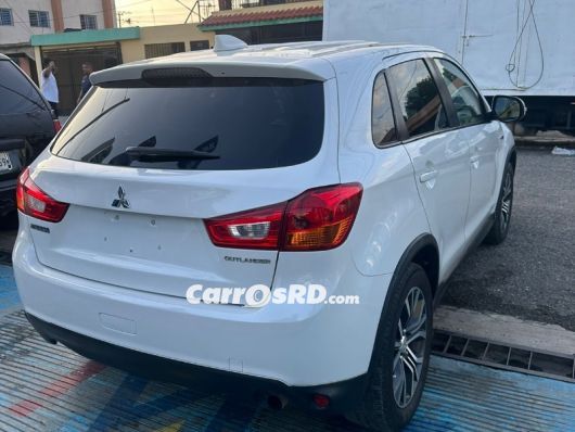 Mitsubishi Outlander Jeep en venta