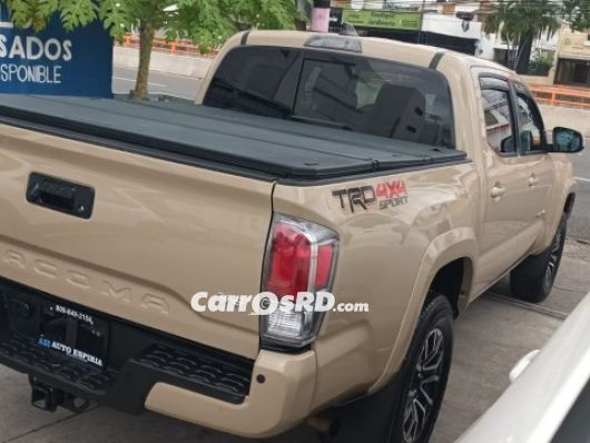Toyota Tacoma Camioneta en venta