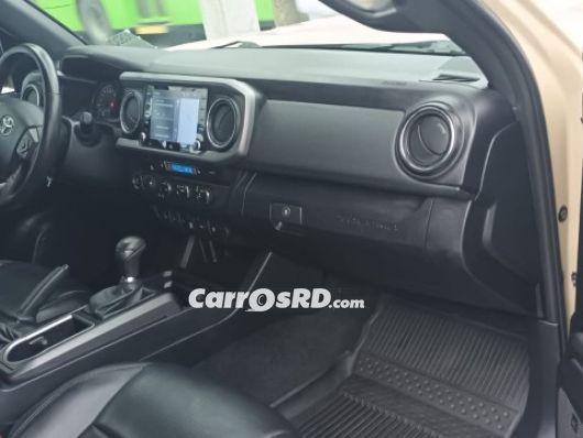 Toyota Tacoma Camioneta en venta