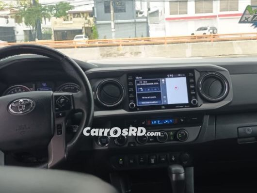 Toyota Tacoma Camioneta en venta