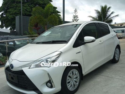 Toyota Vitz Hatchback en venta