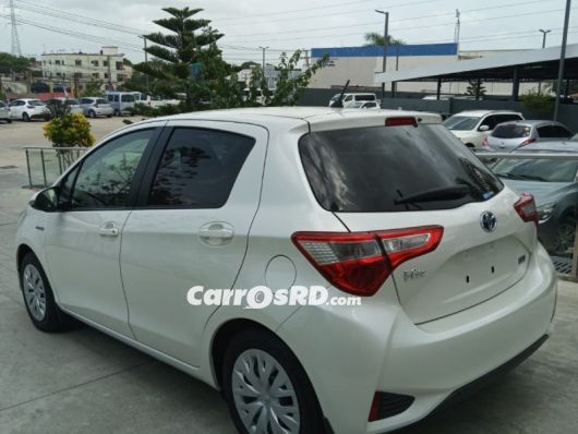 Toyota Vitz Hatchback en venta