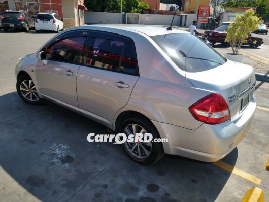 Nissan Tiida Carros en venta