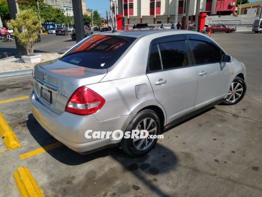 Nissan Tiida Carros en venta