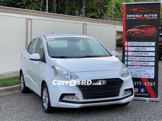 Hyundai Grand i10 Carros en venta