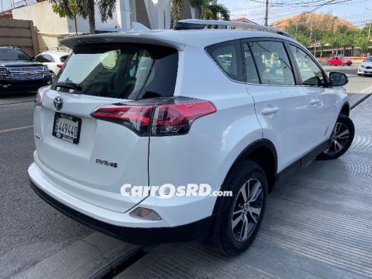 Toyota RAV4 Jeepeta en venta