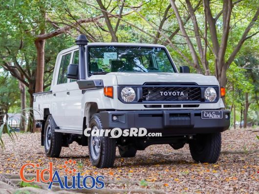 Toyota Land Cruiser Jeepeta en venta