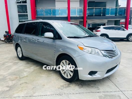 Toyota Sienna Minivan en venta