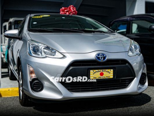 Toyota Aqua Carros en venta