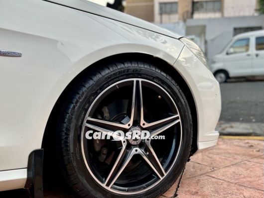 Mercedes-Benz Clase E Carros en venta
