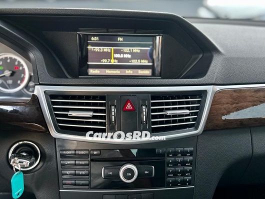 Mercedes-Benz Clase E Carros en venta