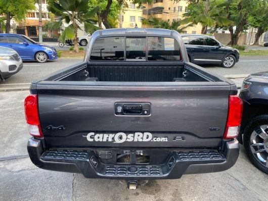 Toyota Tacoma Camioneta en venta