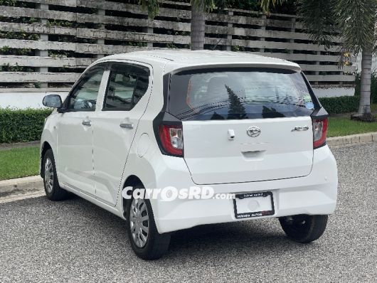Daihatsu Mira Carros en venta