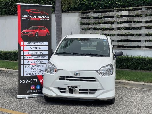 Daihatsu Mira Básico