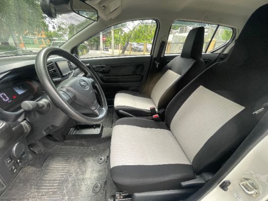 Daihatsu Mira Básico