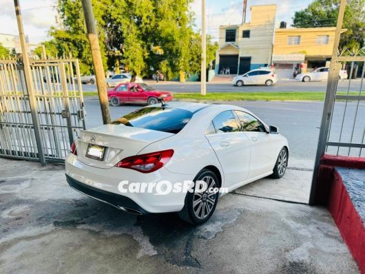 Mercedes-Benz Clase CLA Carros en venta