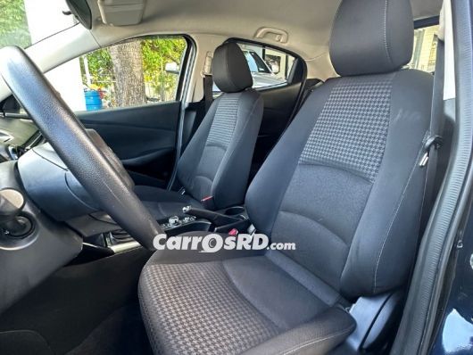 Mazda Demio Hatchback en venta