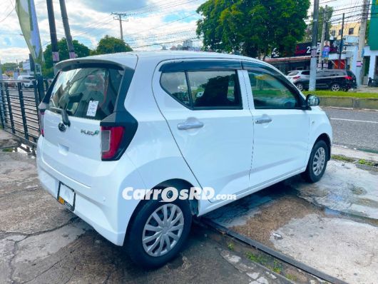 Daihatsu Mira Carros en venta
