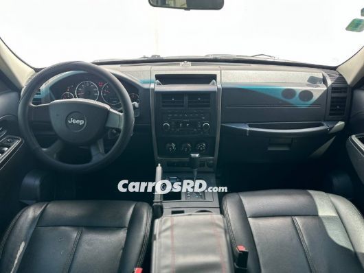 Jeep Liberty Jeepeta en venta