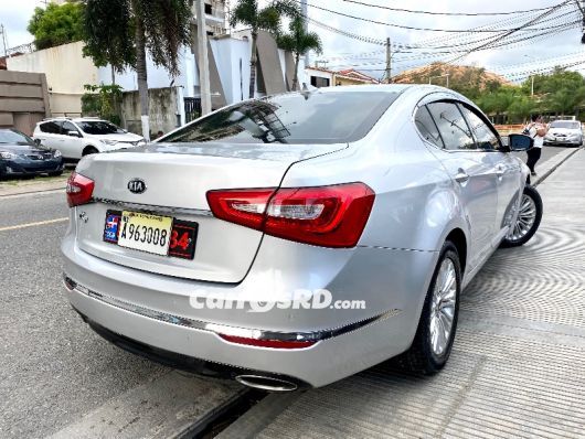Kia K7 Carros en venta