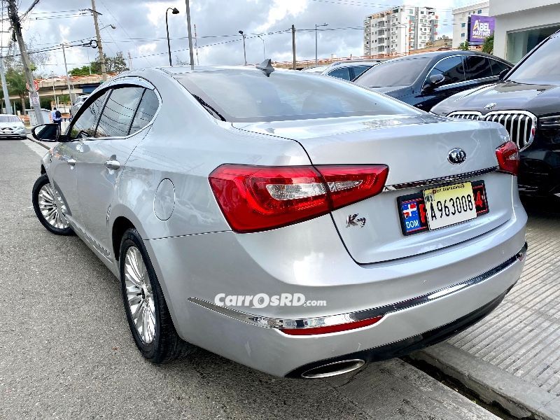 Kia