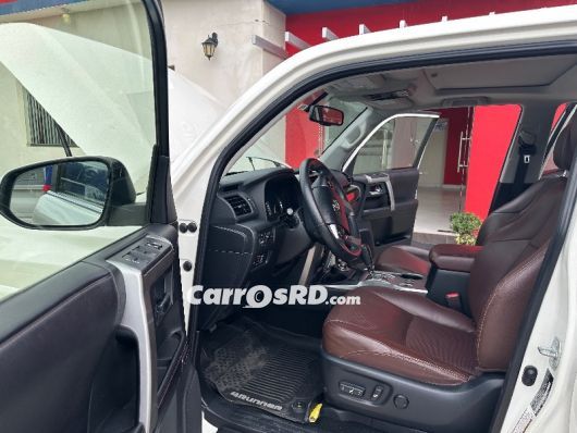 Toyota 4Runner Jeepeta en venta