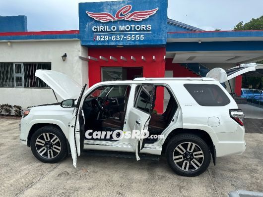 Toyota 4Runner Jeepeta en venta