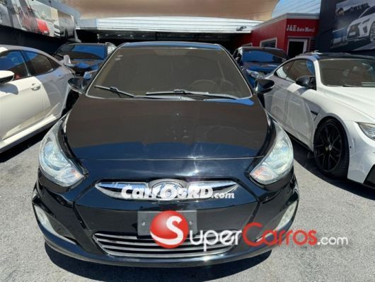 Hyundai Accent Carros en venta