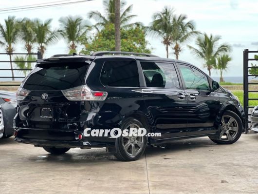 Toyota Sienna Minivan en venta