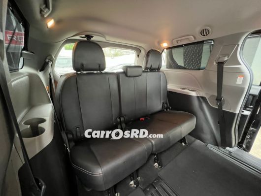 Toyota Sienna Minivan en venta